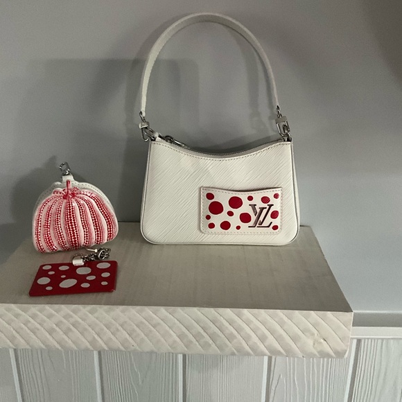 LOUIS VUITTON x Yayoi Kusama LVxYK Epi Marerini 2WAY - Picture 5 of 13